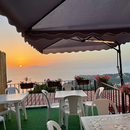 Le Ginestre Di Capri Bb & Holiday House Anacapri  Luaran gambar