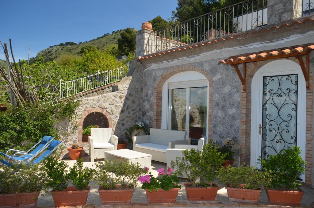 Le Ginestre Di Capri Bb & Holiday House Anacapri  Luaran gambar