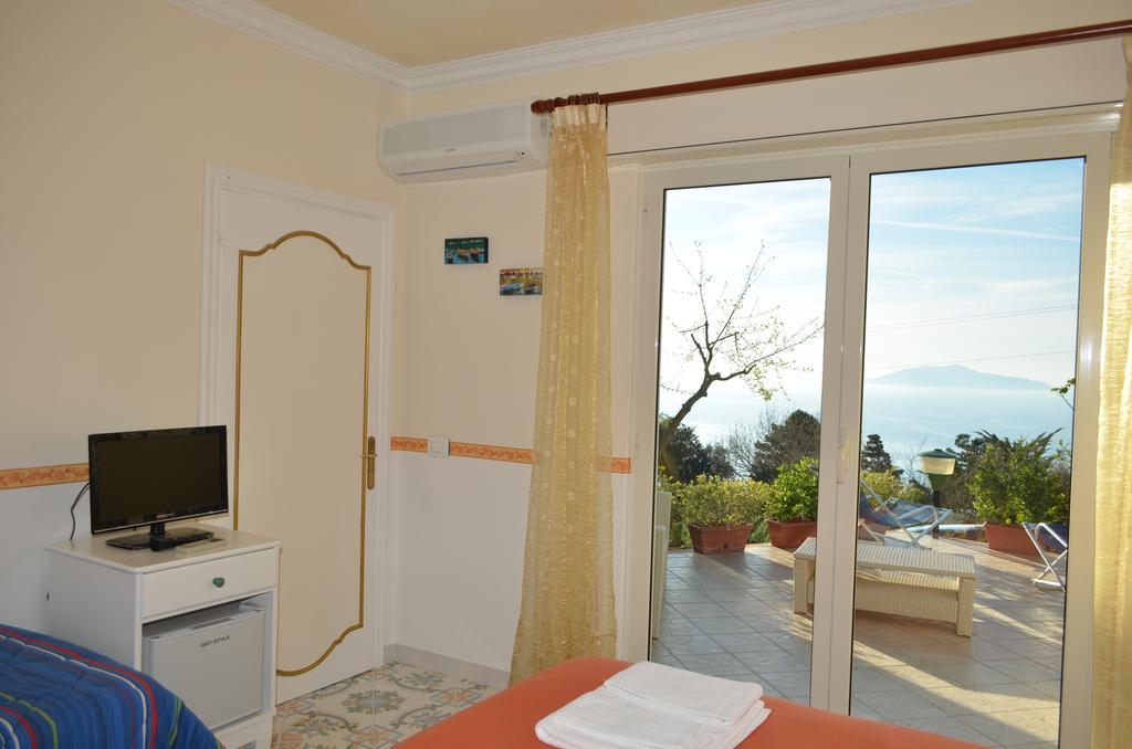 Le Ginestre Di Capri Bb & Holiday House Anacapri  Luaran gambar