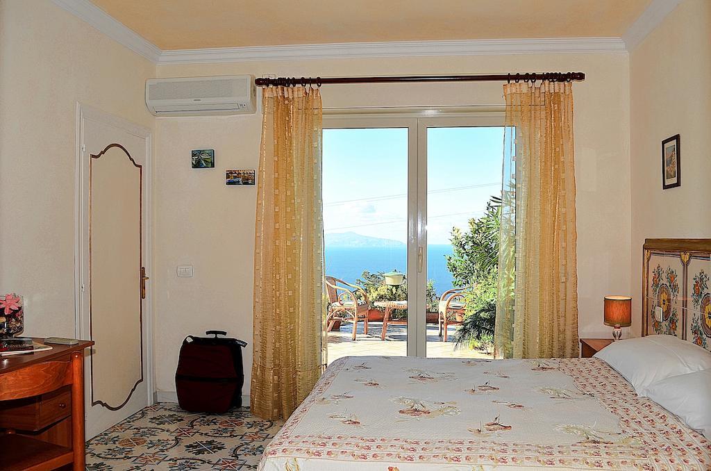 Le Ginestre Di Capri Bb & Holiday House Anacapri  Luaran gambar