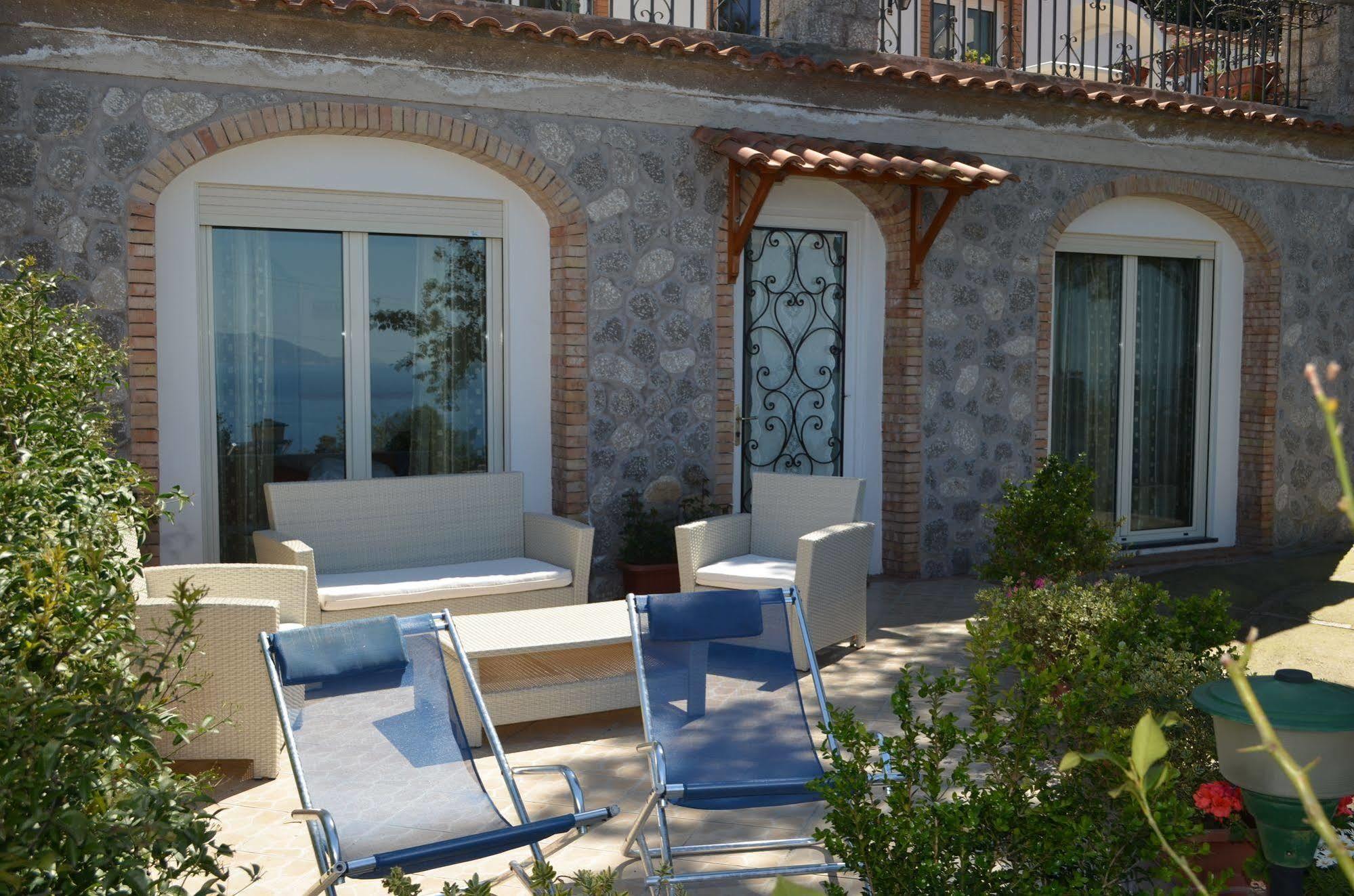 Le Ginestre Di Capri Bb & Holiday House Anacapri  Luaran gambar